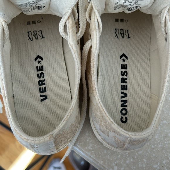 Converse Chuck Taylor All Star Lift Platform Tonal Embroidery  Shoe Size 8 🤍❤️ - Picture 17 of 17
